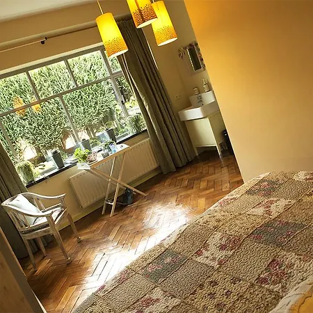 Bed & Breakfast De Melkfabriek Eckelrade