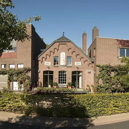 Bed & Breakfast De Melkfabriek 3*