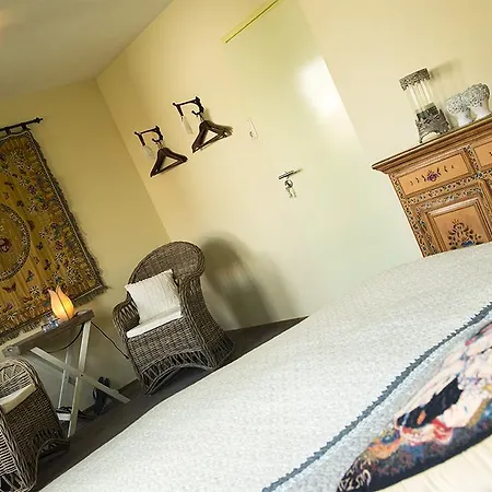Bed & Breakfast De Melkfabriek 3*